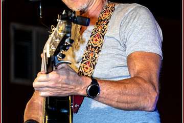 Cuatro cantautores animan la noche del viernes en La Garita/TA e Ildefonso Rodríguez.
